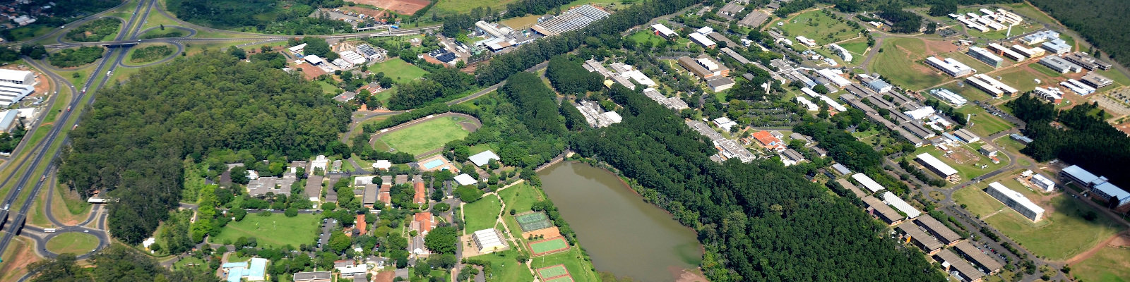 Vista área da lagoa localizada na UFSCar campus São Carlos